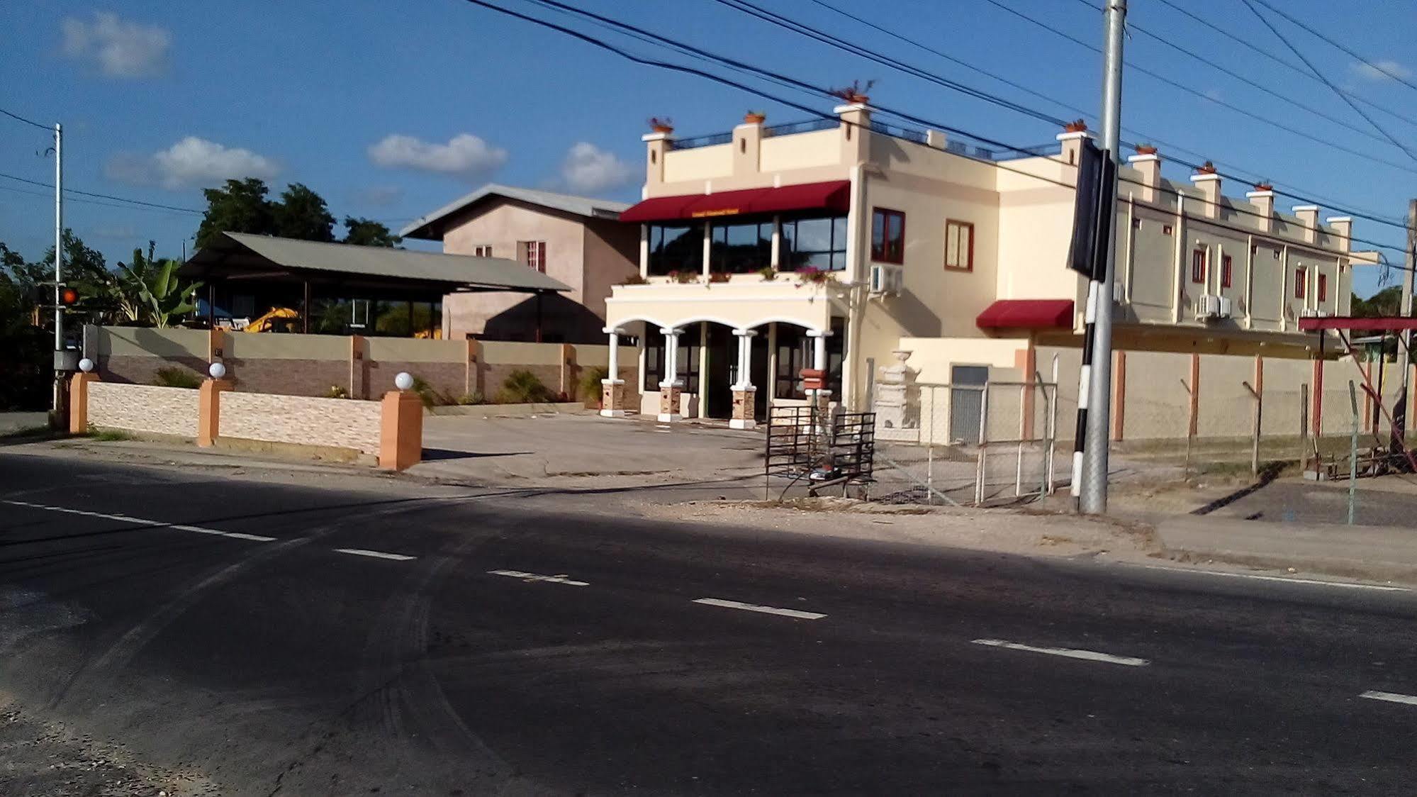 Grand Diamond Hotel Trinidad Piarco Exterior photo